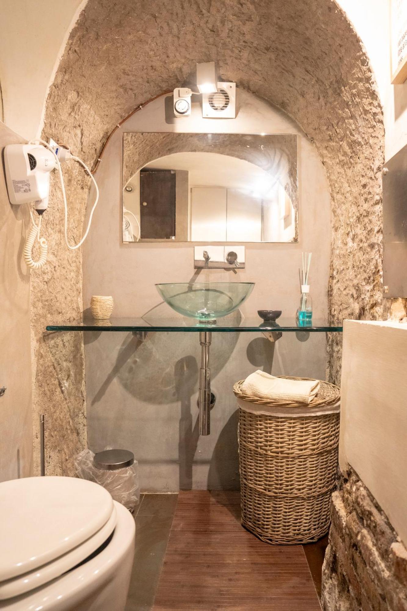 Apartamento Domus Ciancaleoni - Colosseum - Rione Monti